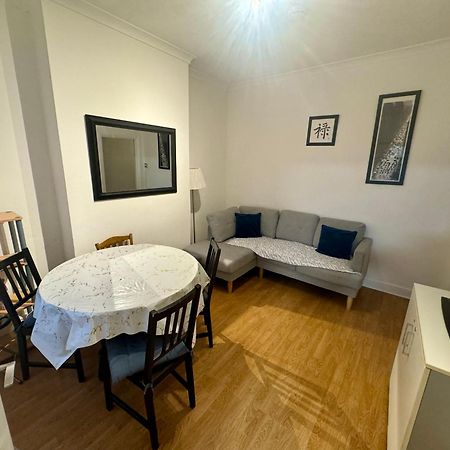 4 Bedroom House In Turnpike Lane/Wood Green London Luaran gambar